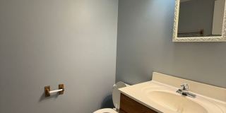 Nice 2 bedroom,  1.5 bath townhouse Gallery 5