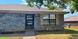 1110 S Rusk Street Gallery 1