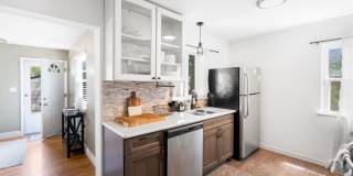 3BD, 1BA Edgewater Home with Lard Back Yard and 2-Car Garage Gallery 6
