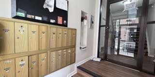 533 Monroe Street Gallery 2