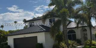 1920 NW 182nd Ter Gallery 1