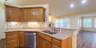 Charming 3 bedroom, 2 bathroom located in the picturesque Hot Springs Village Gallery 8