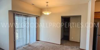 Rent Special: 2-Bedroom, 2-Bath Condo in Ankeny with Detached Garage! Gallery 4