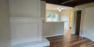 Charming Midtown Duplex Gallery 7