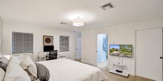 929 SW 18th Court Gallery 26