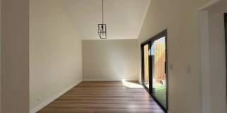 6 Blackswan Gallery 2