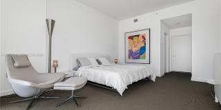 6101 Aqua Ave Gallery 23