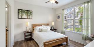 Grandeville at River Place Gallery 23