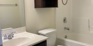 3 Bedroom 2.5 Bath Townhouse 1 Car Garage Gallery 15
