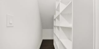 1814 South Throop Street Gallery 15