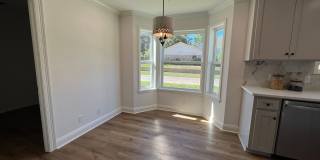 STUNNING REMODEL IN SPRING LAKE ESTATES Gallery 7