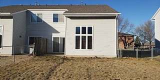 Three bedroom three bathroom Twin home. Gallery 1