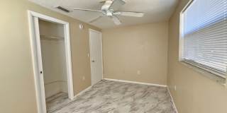 GORGEOUS 2 Bedroom, 1.5 Bath House with a 1 CAR GARAGE *Move-in Special* Gallery 7