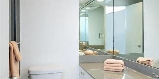 4550 Warwick Blvd Apt 703-04 Gallery 16