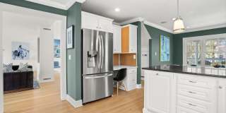 9 Grimes Road Gallery 17