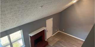 Room in 3 Bedroom Home at River Park Dr Gallery 8