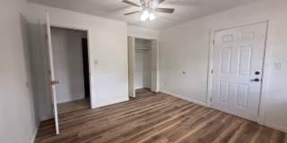 809 Spruce Ave Gallery 10