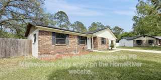 201 Teakwood Cir N Gallery 1