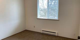 1168-F Harris Street SE Gallery 12