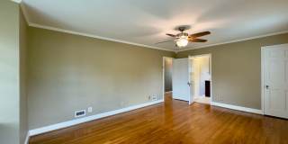 Spacious 4-Bedroom Single Family House in Baltimore Gallery 44