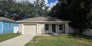 Beautiful 3-Bedroom, 2-Bathroom Home in Winter Haven Gallery 1