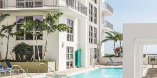 The Palmer Dadeland Gallery 36