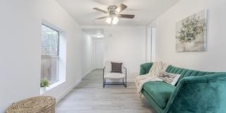 125 Forrest Ave Gallery 8