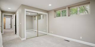 Elegant Los Altos Townhouse Near Redwood Grove & Shoup Park Gallery 33