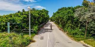 309 Oak St Gallery 78