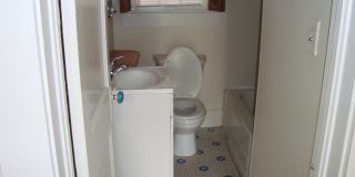 Adorable Downtown Apartment Gallery 7