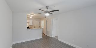 Oak Pointe Apartments Gallery 24