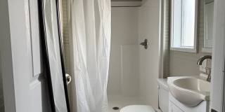 3 Bedroom 3 Bathroom near downtown Athens - 1 bedroom available Gallery 11