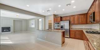 4 Bedroom Home in Silverstone Ranch Gallery 25