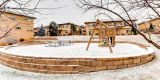 Beautiful 3 bedroom townhouse in gated community available! Gallery 22