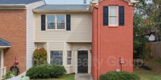 1101 Hillsboro Ln Gallery 1