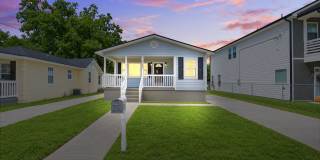 Spacious 3 Bedroom Home Near Downtown Charleston Gallery 1