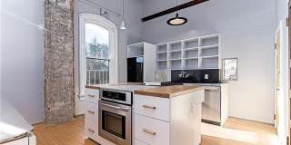 114 Main Street unit: 1A Gallery 9