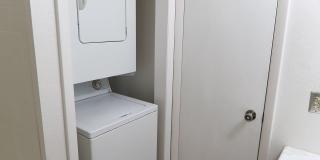 2 bed 1 Bath townhouse Gallery 33