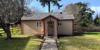 Cute cottage in Seal Rock! Gallery 1