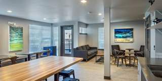 Eastlake Flats Gallery 20