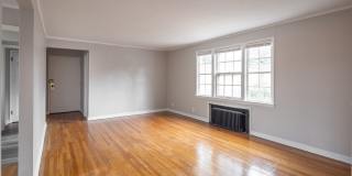 Shaker Lakes Apartments Gallery 19