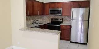 190 NE 40th Street unit: 190-196 Gallery 1