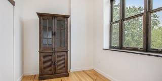 1454 TOWNSEND Street Gallery 19
