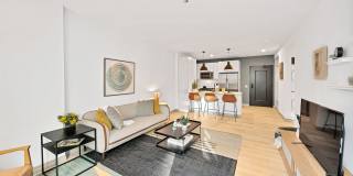 Triangle Square Gallery 58