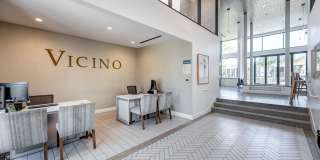 Vicino Gallery 19