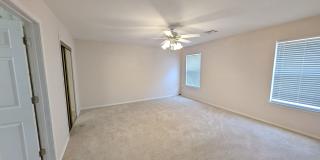 Spacious 3-Bedroom Duplex with Modern Comforts and Room to Roam! Gallery 20