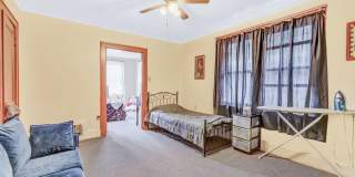 224 Bank Avenue Gallery 18