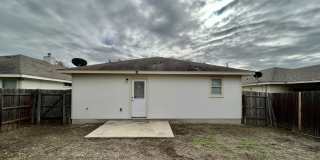6611 Cougar Village Gallery 29