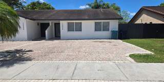 13520 Southwest 64th Court Gallery 1