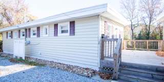 Updated Duplex in the Heart of Newport News Gallery 1